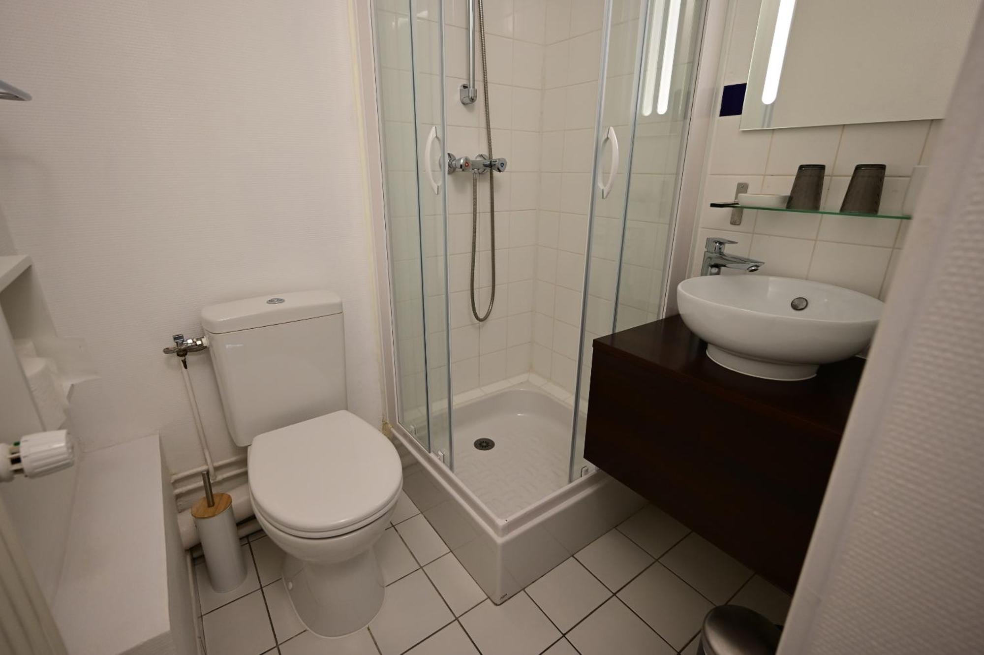 Hotel La Cuisine Des Lulus Montainville  Oda fotoğraf