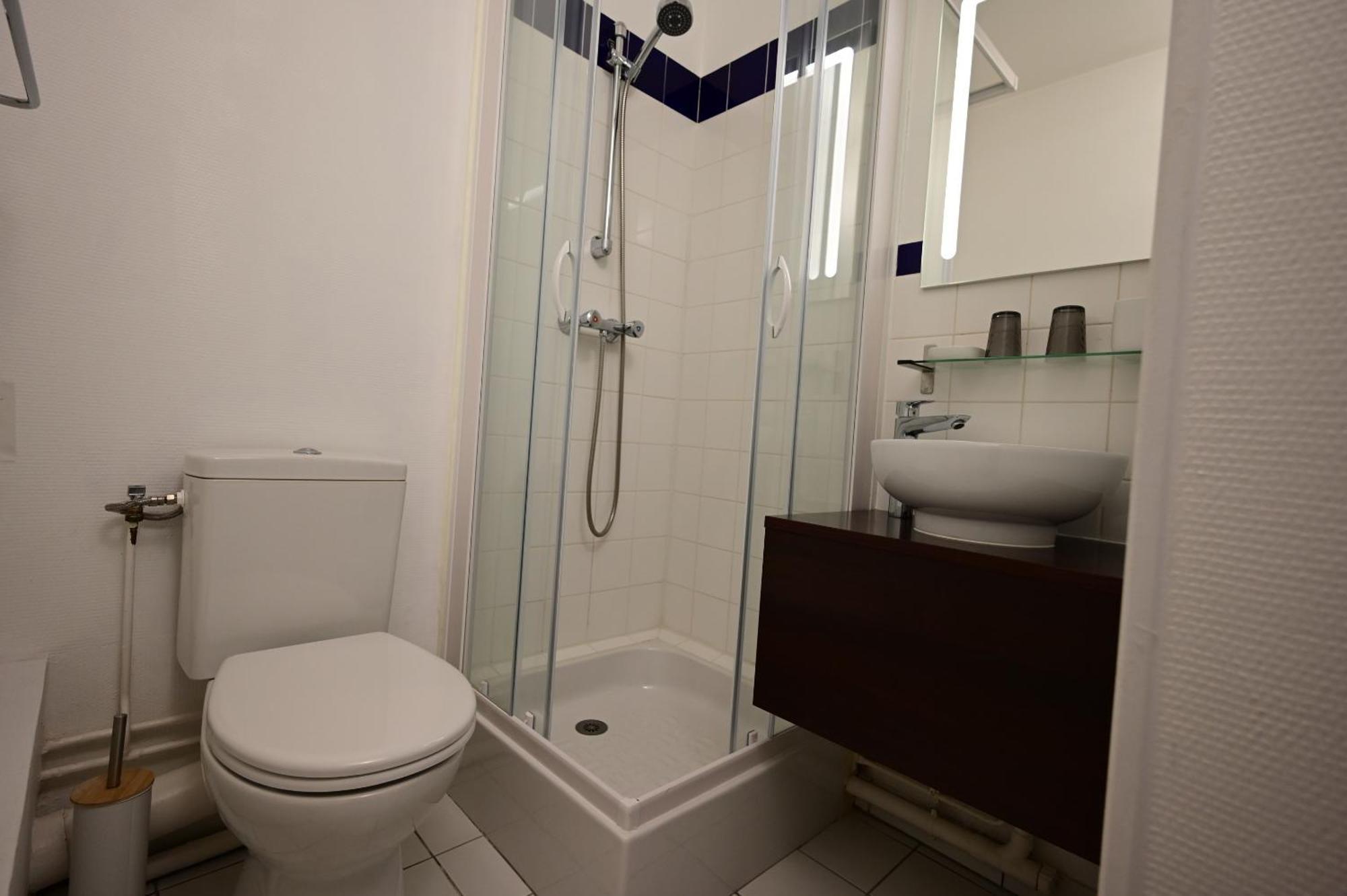Hotel La Cuisine Des Lulus Montainville  Oda fotoğraf
