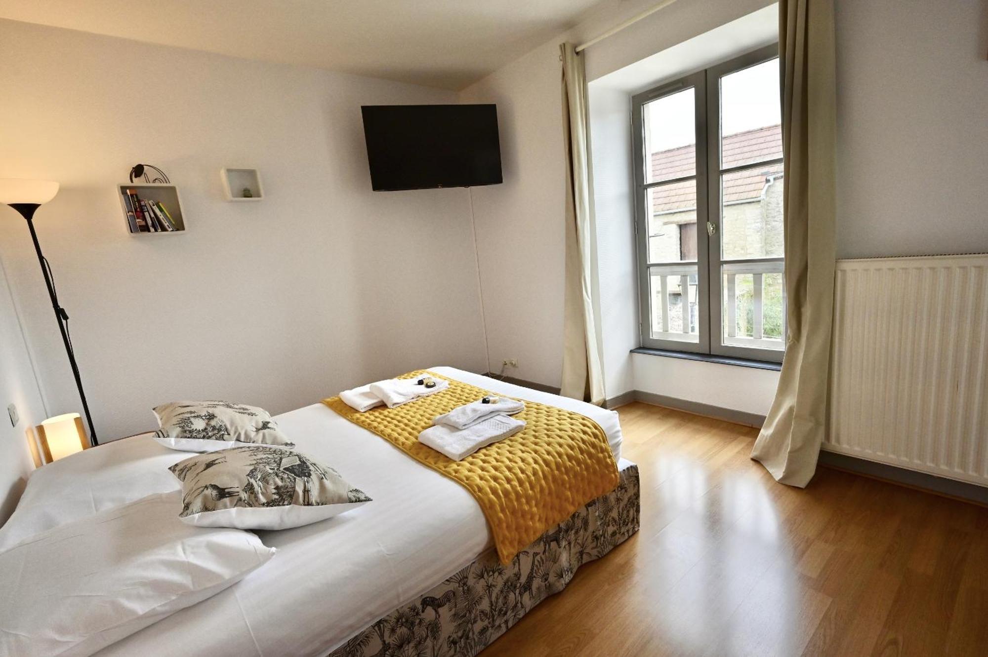 Hotel La Cuisine Des Lulus Montainville  Dış mekan fotoğraf