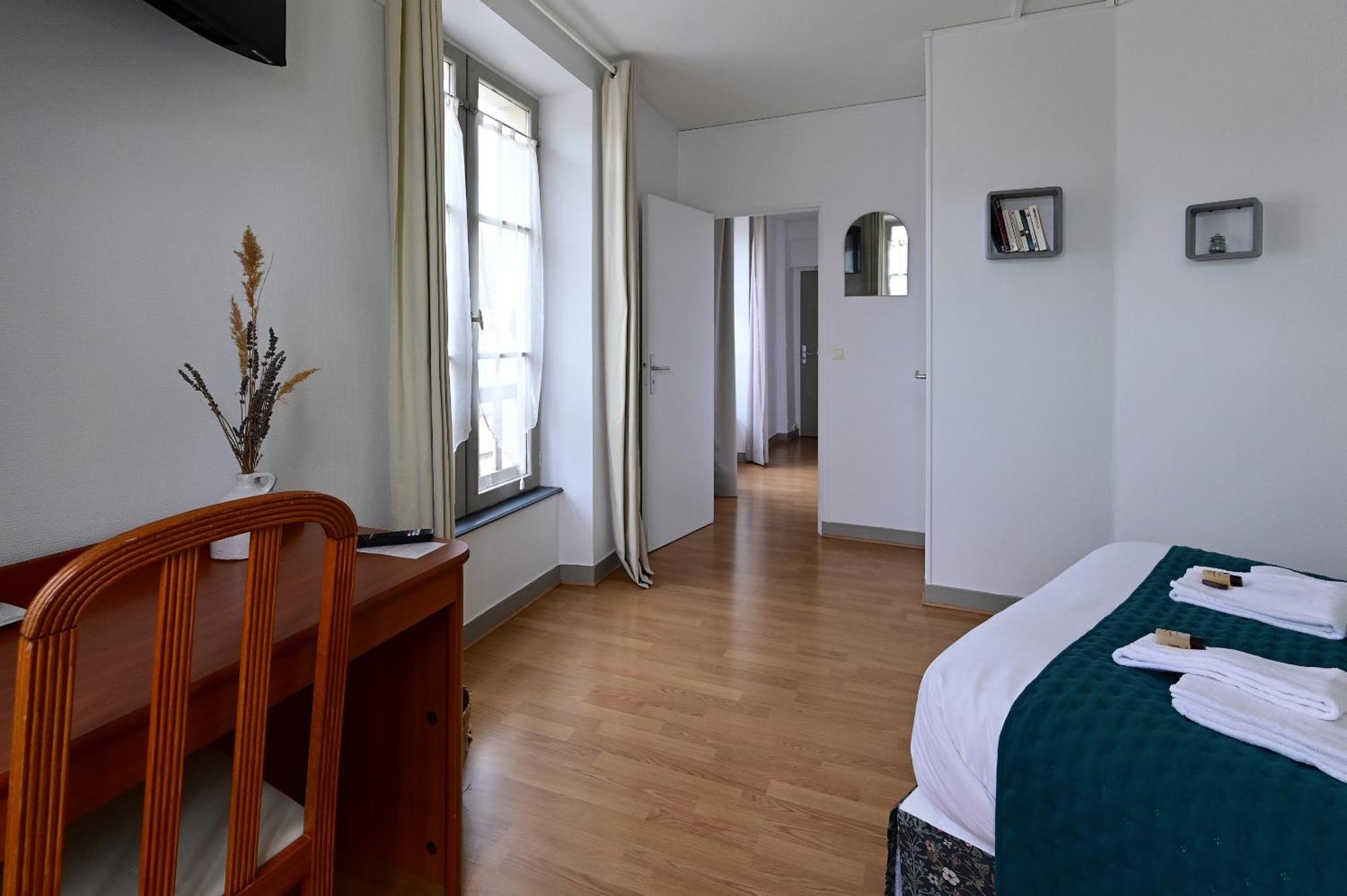 Hotel La Cuisine Des Lulus Montainville  Oda fotoğraf