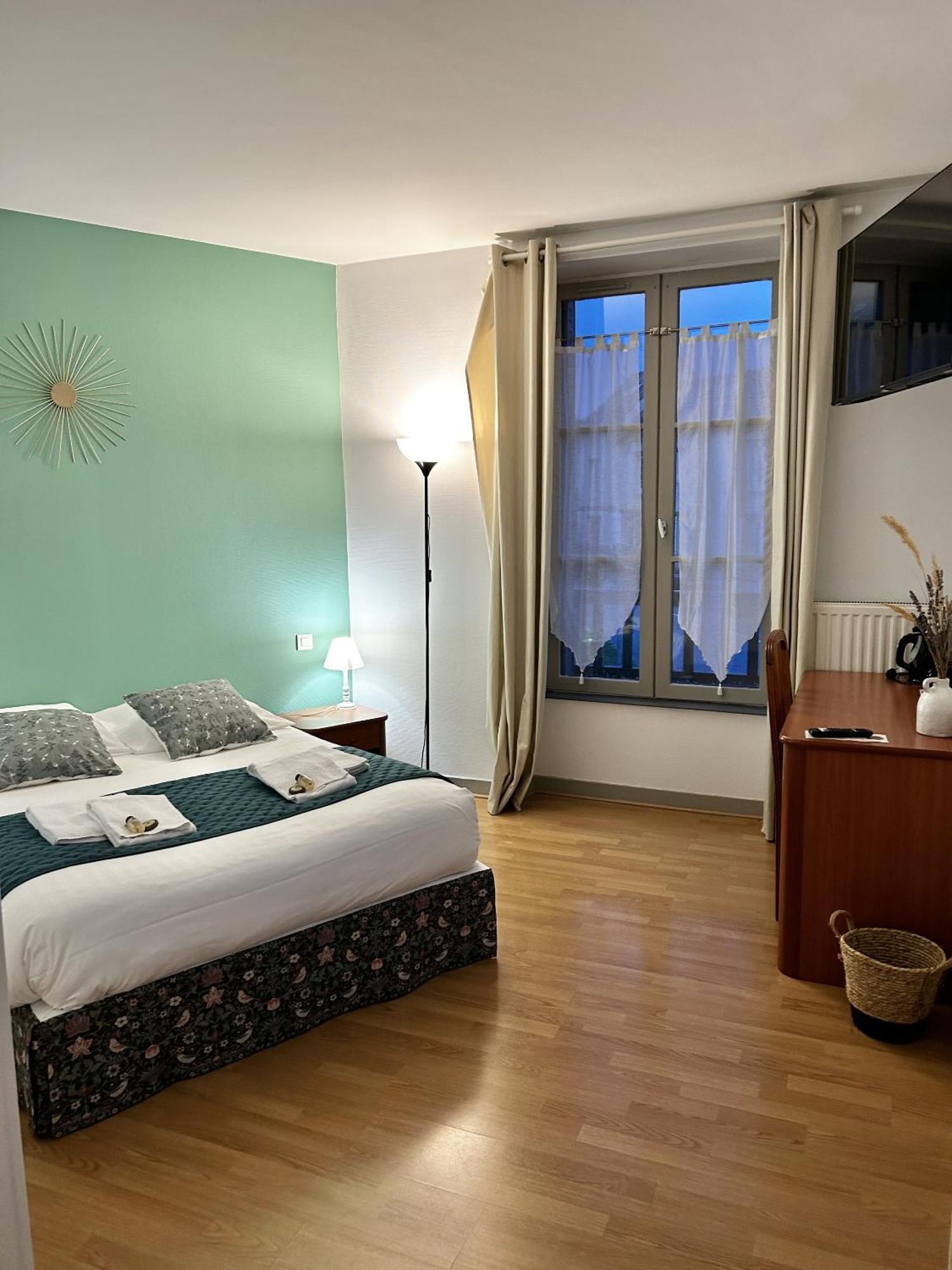 Hotel La Cuisine Des Lulus Montainville  Oda fotoğraf